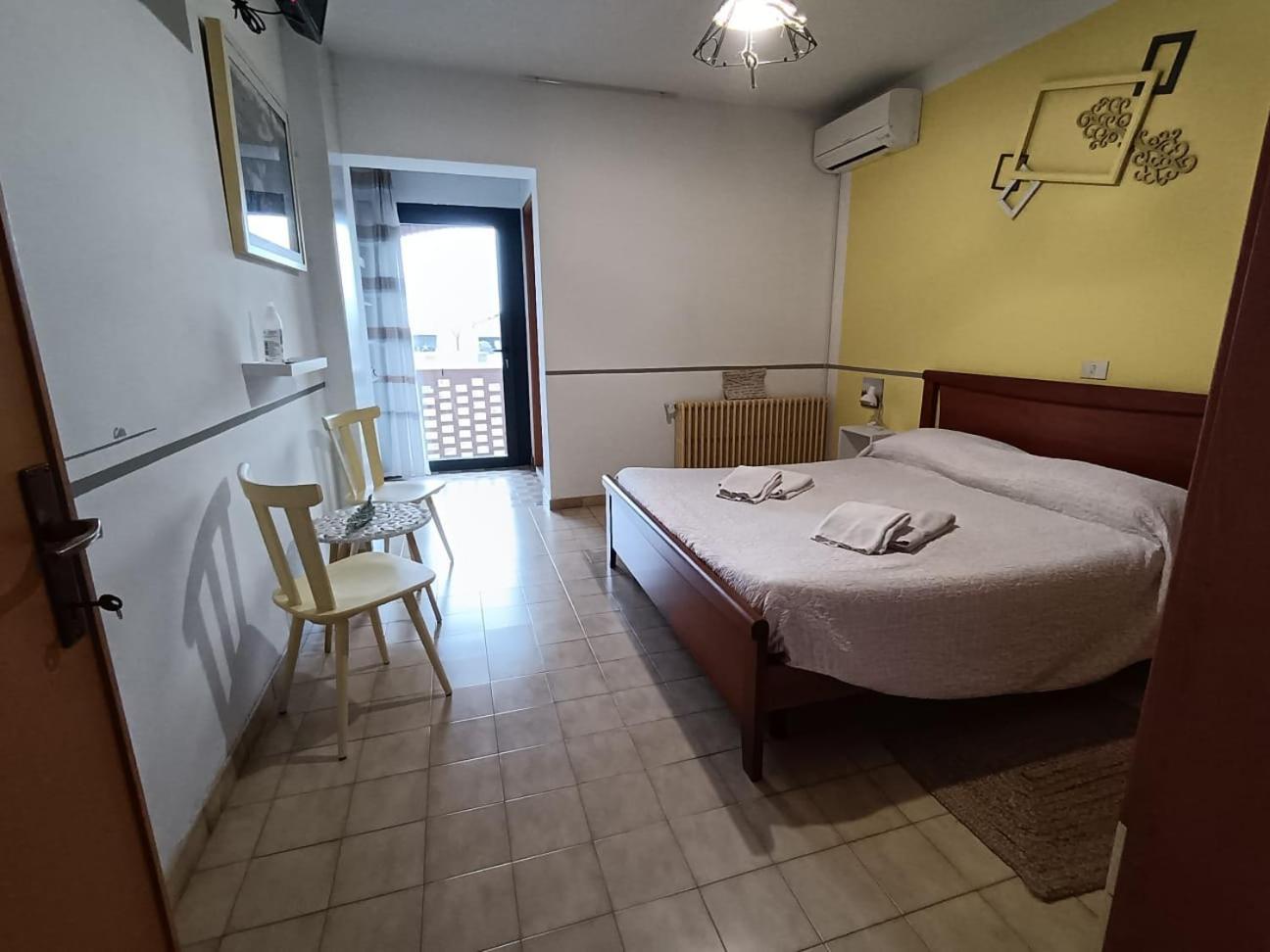 Brussa 340 Ξενοδοχείο Εξωτερικό φωτογραφία