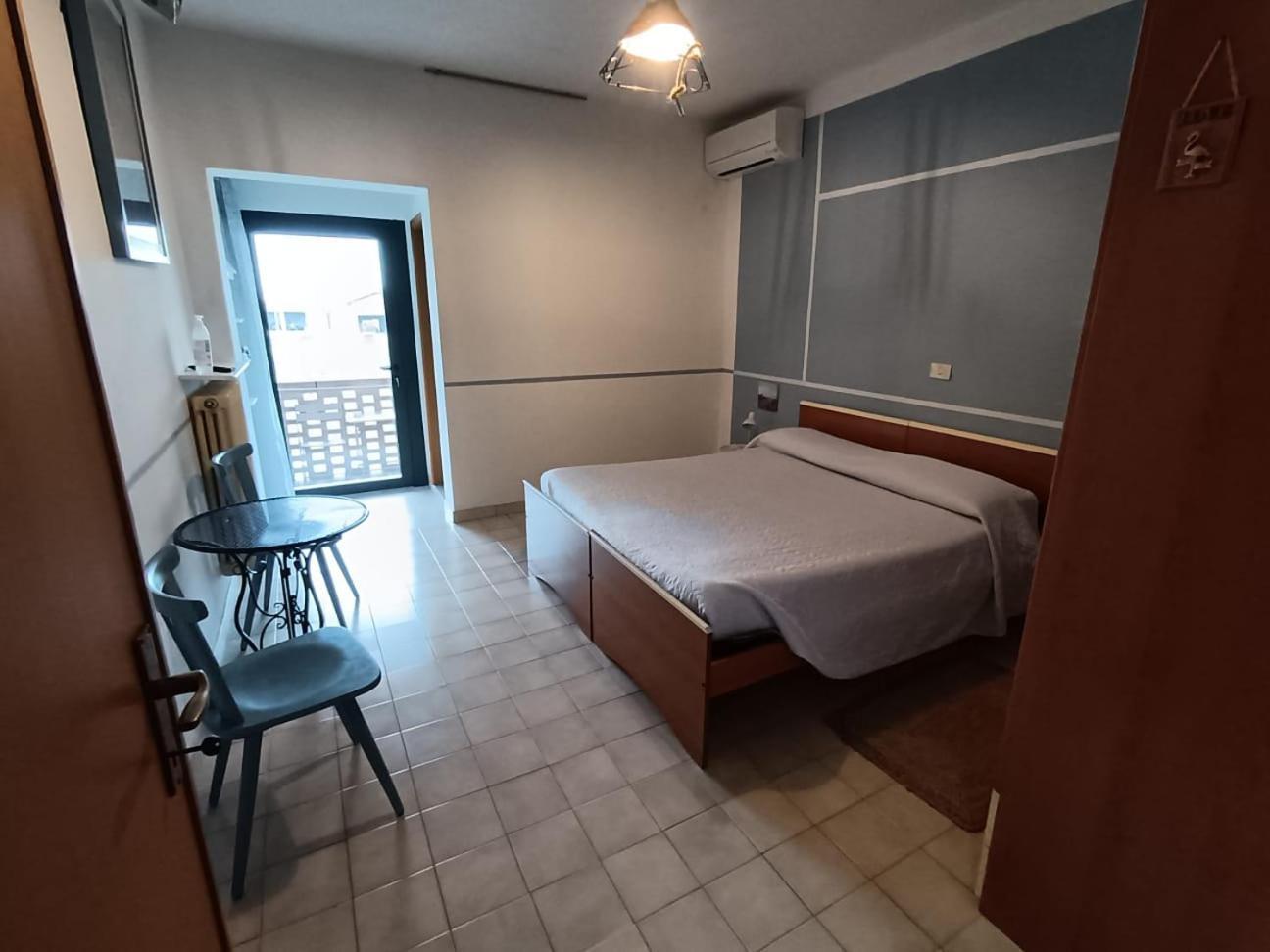 Brussa 340 Ξενοδοχείο Εξωτερικό φωτογραφία